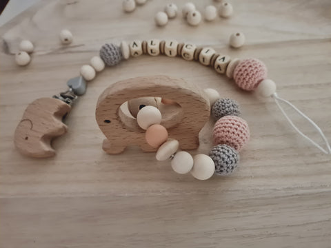 BeautifulGifts - Schnullerkette mit Name Elefant , Hellgrau und Apricot/Peachy