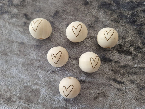 BeautifulGifts - Holzperlen mit Gravur | Herz | Engraved Wood pearls | Makramee Perlen